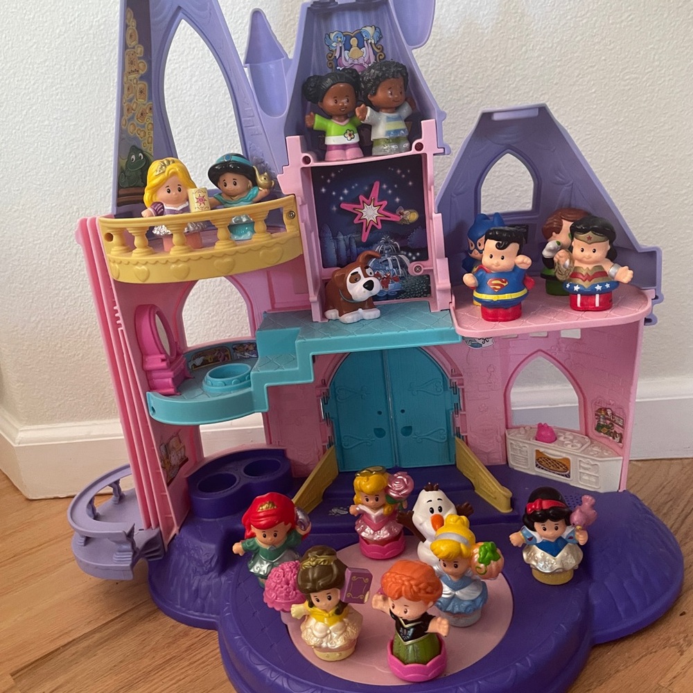 Disney Little People Castle with 8 Princesses + 2 4 Super Hero’s and More!